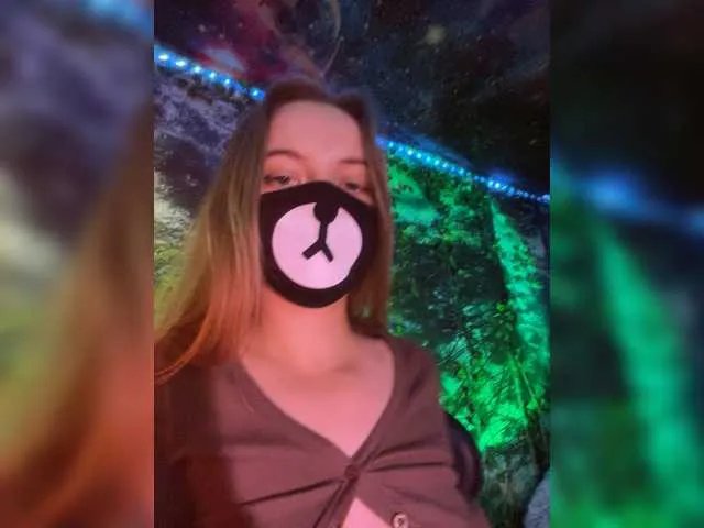 -Summer- on BongaCams