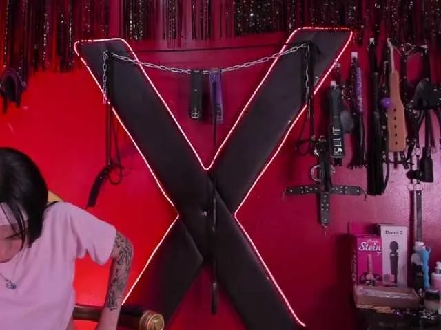 alexa-n-alex — mi esclava recibira unas buenas palmqdas cuando el contador llegue a 0  @remain 