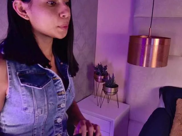 Alyssa-Ray on BongaCams