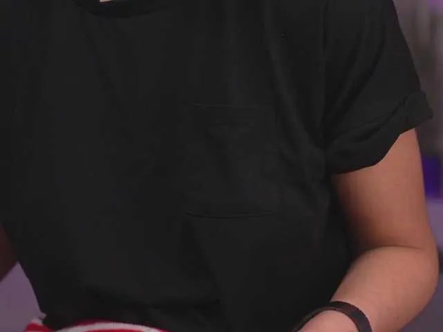 Antoniagold — Dig in deep to make it #squirt  #lovense #bigboobs #anal #brunette