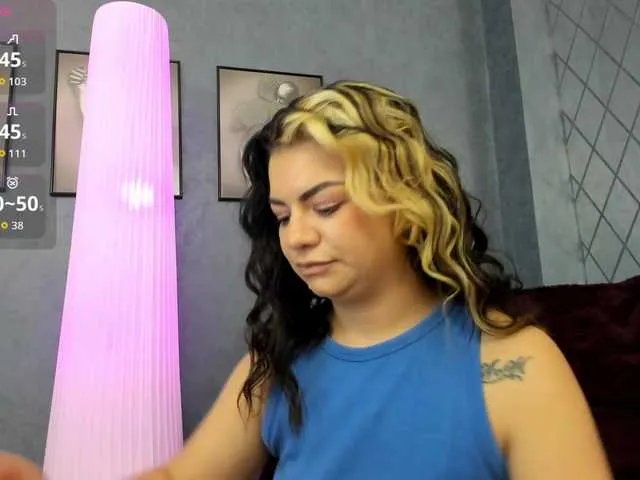 AshleyBrook on BongaCams