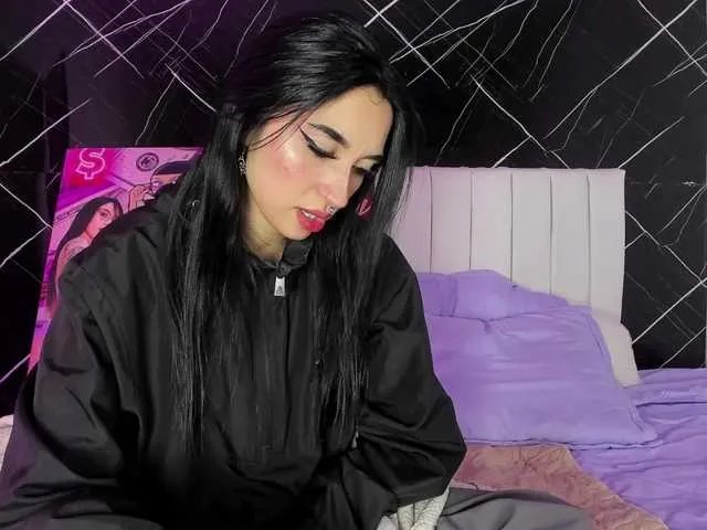 candy-leila on BongaCams