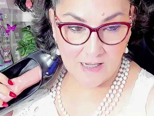 cataleya-mom on BongaCams