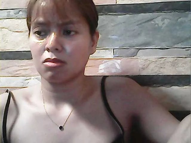 flowerhairypinay on BongaCams