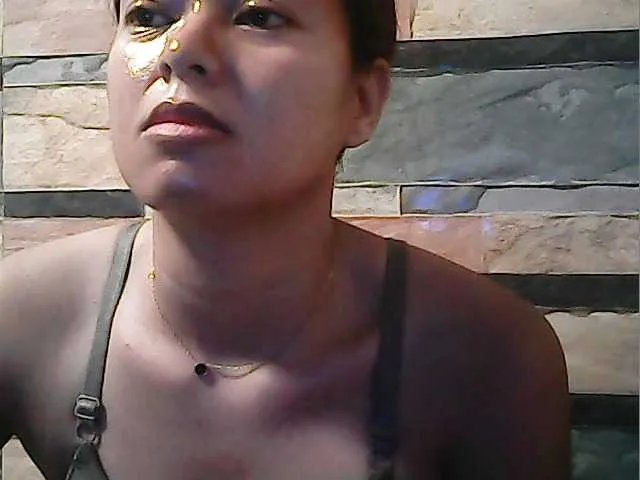 flowerhairypinay on BongaCams
