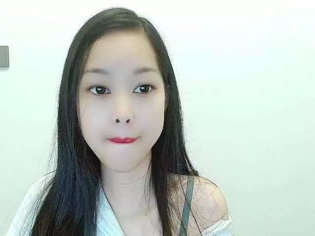 Selinababy99 on BongaCams