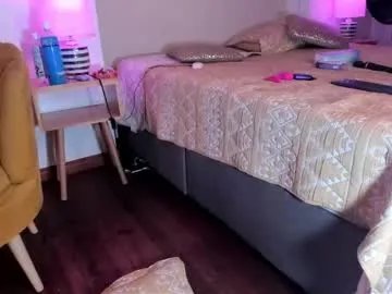 bella_lane_ on Chaturbate