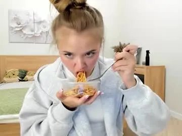 flooora_0 on Chaturbate