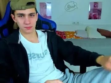 frank_mooree on Chaturbate