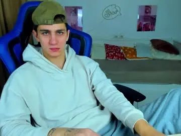 frank_mooree on Chaturbate