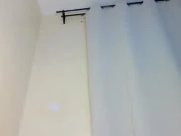 kitty_cattie — help me reach 1000tkns...show me love daddy.make my nipples long #ebony #squirt #young #tease #heels #curvy #cum #bigass #natural #bigboobs #shy [1000 tokens remaining]