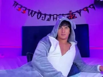 leo_savage_ on Chaturbate