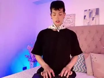 ozorio_dany on Chaturbate