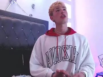 ozorio_dany on Chaturbate