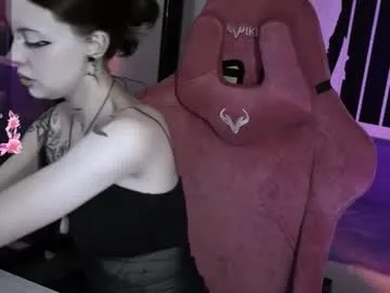 prettybones on Chaturbate