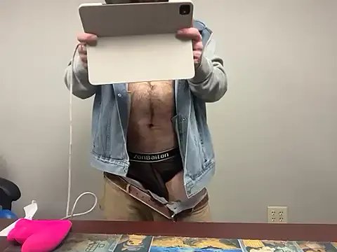 BearChubby300 on StripChat