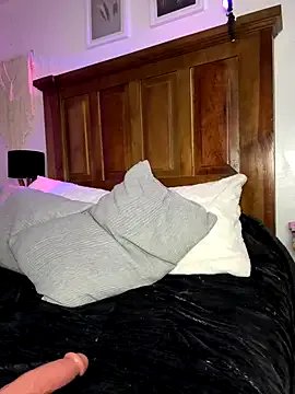 Draculona-666 on StripChat