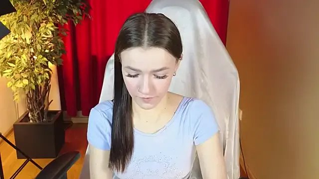 E_l_i_z_e_ on StripChat