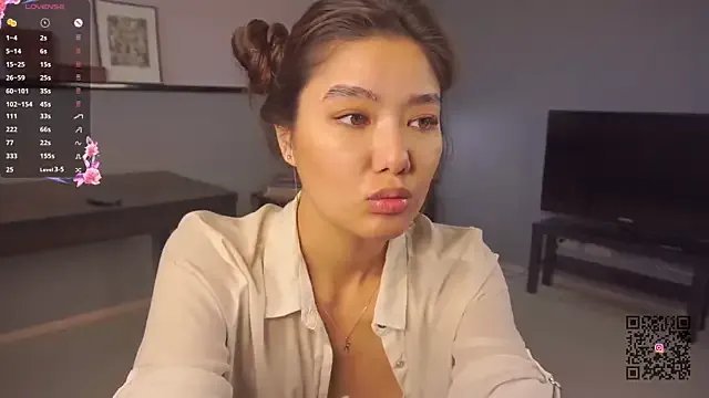 EmmaFisherf on StripChat