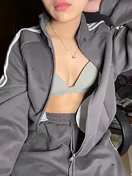 Girllikesexx2 — Freechat on StripChat