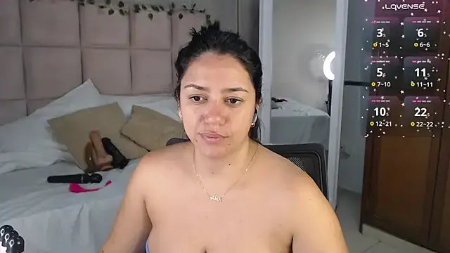 KaylaVonn — FINGERING SEXY HAIRY PUSSY