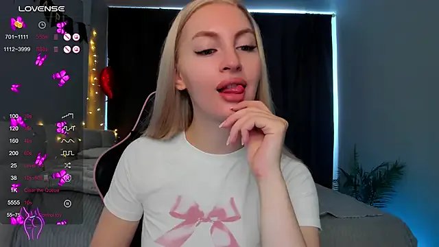 Kimmy_powell on StripChat