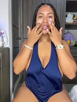 Mia_sweet80 on StripChat