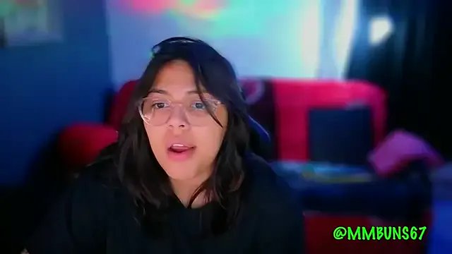 miacanela_xo on StripChat