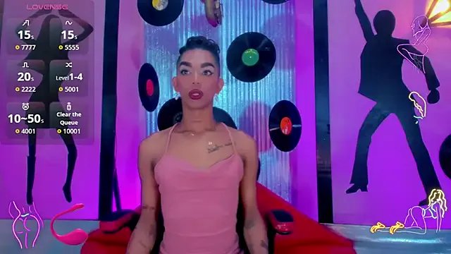 nickyminach_ on StripChat