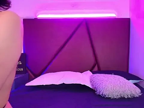 Nikkenyx — 20 slaps on the ass