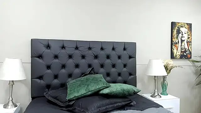 Robin_Rief on StripChat