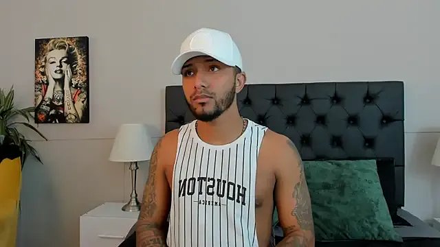 Robin_Rief on StripChat