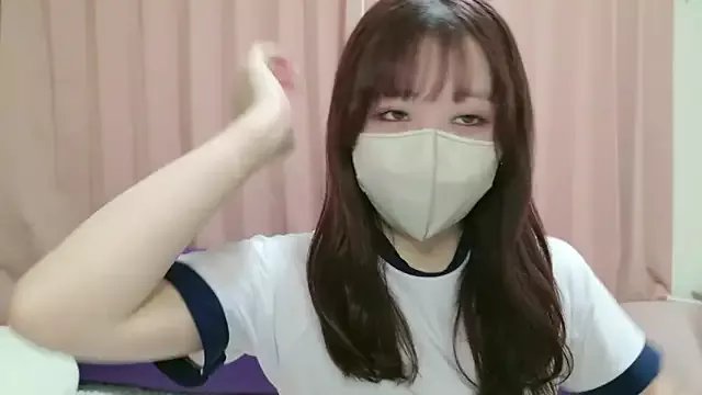 sara-a-jp on StripChat