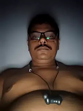 Srmotrs on StripChat