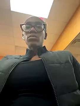 VixenCapri on StripChat