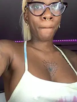 VixenCapri on StripChat