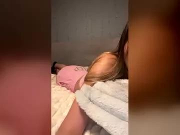 20badsweetie from Chaturbate is Freechat