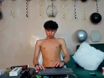 _taylor_black from Chaturbate is Freechat