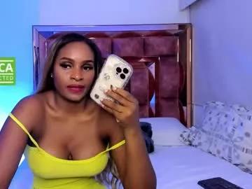 agatha_muriel from Chaturbate