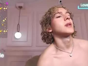 apolostarr from Chaturbate is Freechat