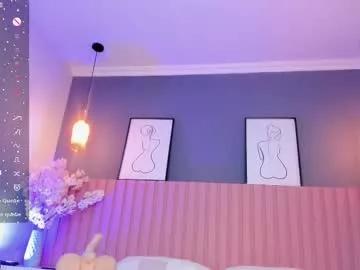 babe_sophiee from Chaturbate is Freechat