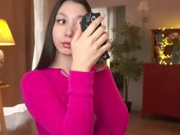 blissdilley model from Chaturbate