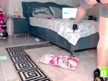 bubblebuttveronica from Chaturbate