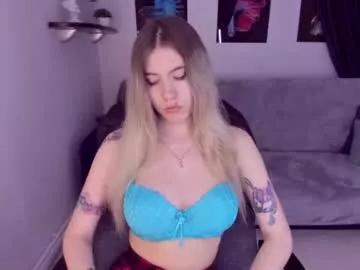 Cameliamiles webcams show profile image 