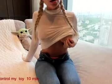 carolinaherera from Chaturbate is Freechat