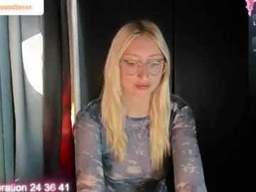 carolineandlover from Chaturbate is Freechat