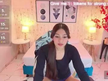 chloe_andrewss from Chaturbate is Freechat