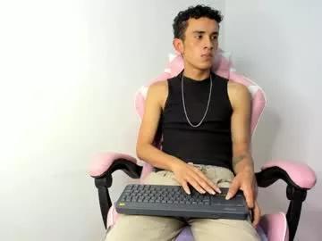 dream_team4 from Chaturbate is Freechat