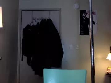 elleperkins from Chaturbate