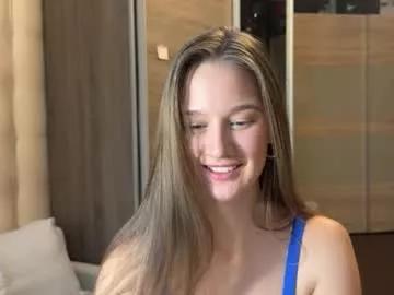 Photos of emi__ly from Chaturbate is Away
